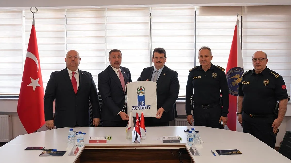 Polis Teşkilatında Judo Dönemi: Amirler Artık Siyah Kuşakla Mezun Olacak
