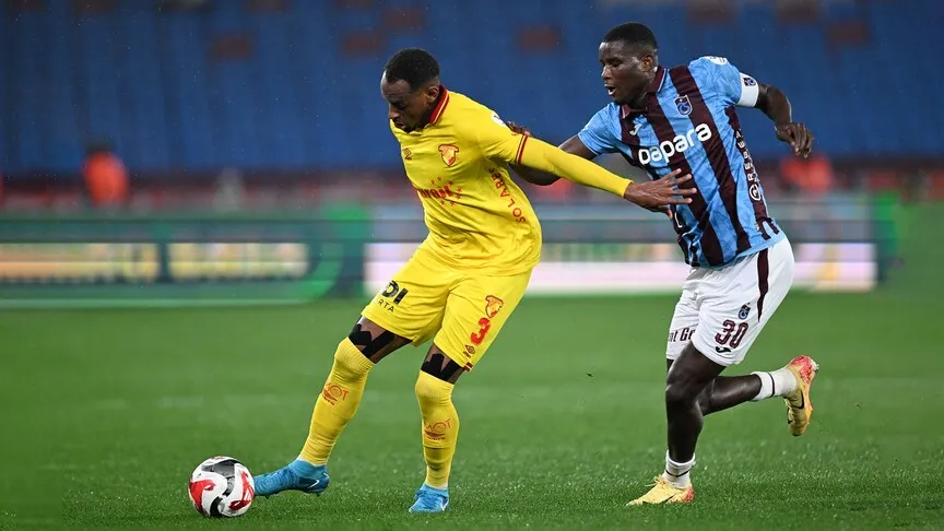 Papara Park'ta Nefes Kesen Son: Trabzonspor, Göztepe Karşısında Son Dakika Golüyle Yıkılmaktan Kurtuldu!